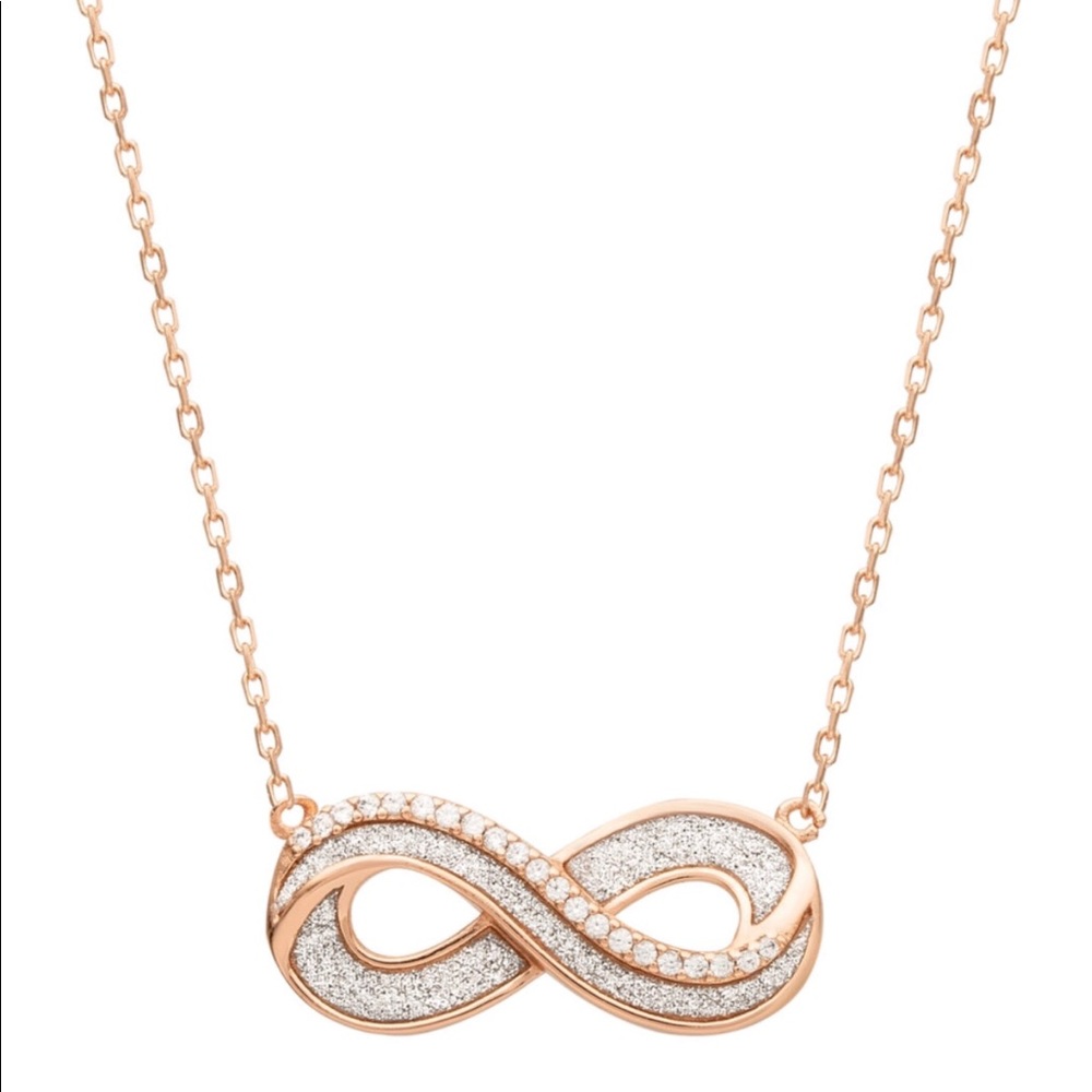 Diamonart Cubic Sterling Silver Pendant Necklace